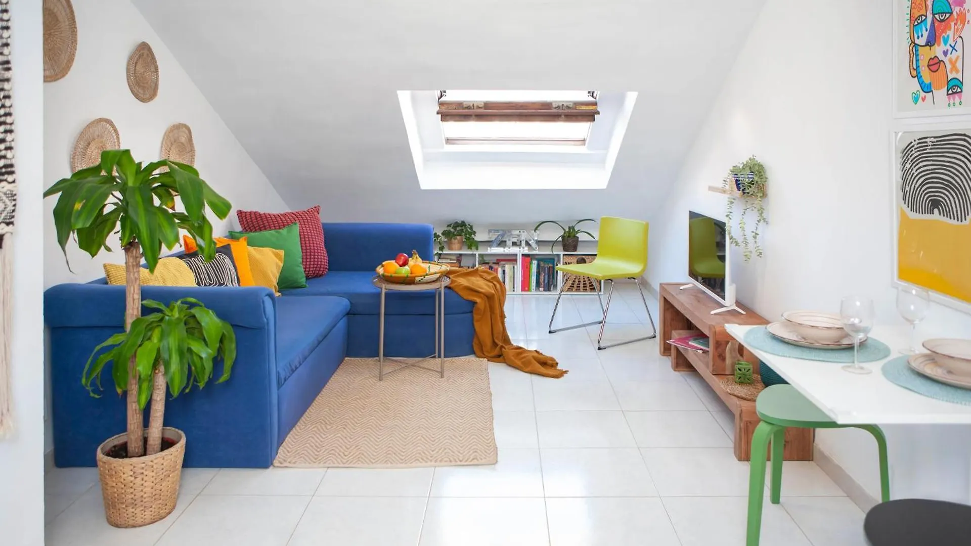Apartment Picasso'S Dream Cozy & Chic Attic Plaza Merced Malaga Spain